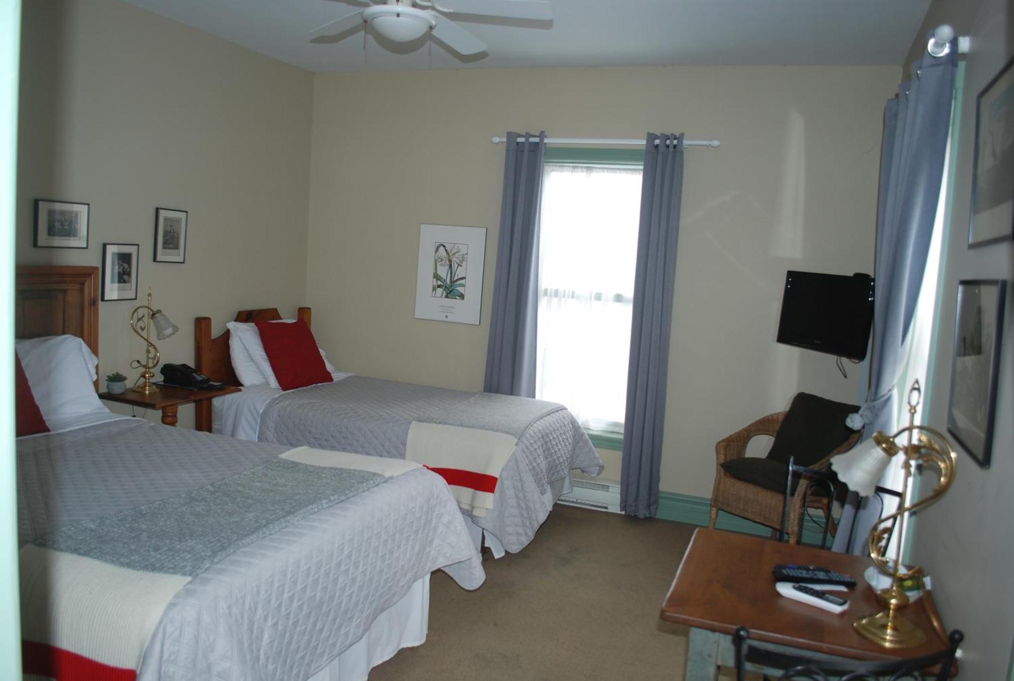 Auberge Knowlton Lac-Brome Exterior photo